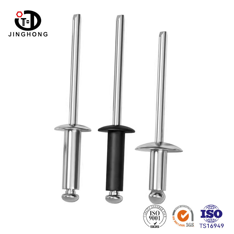 Самосверлящая заклепка с черной головкой