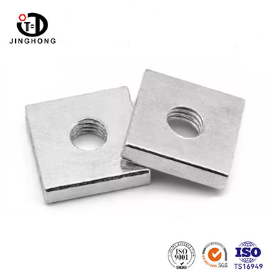 Квадратные тонкие гайки